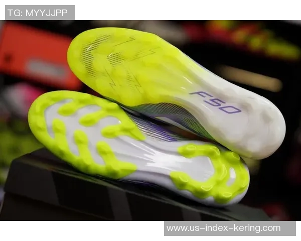 足球鞋的分类方法与选择技巧全面解析助你找到最适合的运动装备